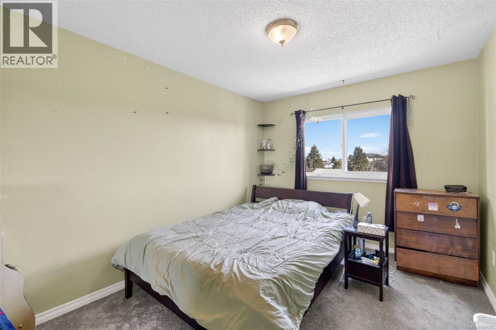 323 3225 Eldon Place, Saanich