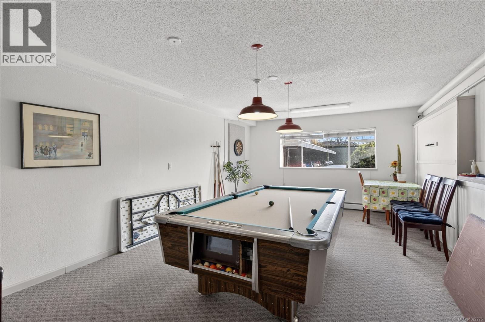 323 3225 Eldon Place, Saanich