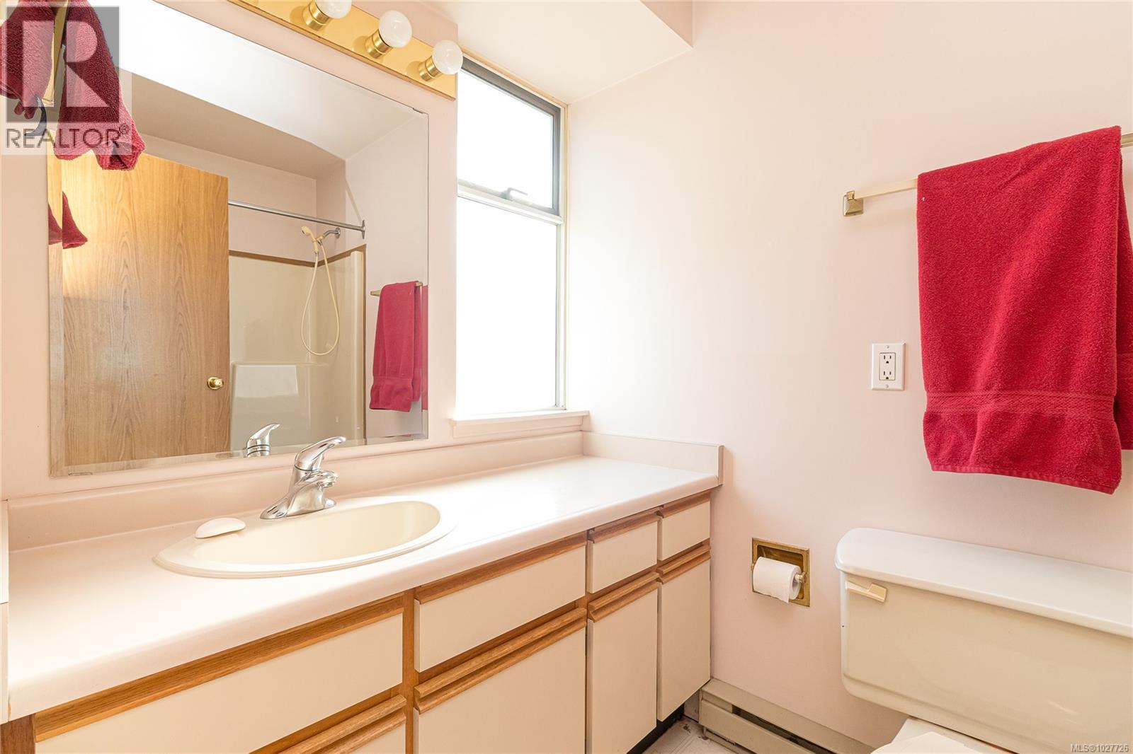  2130 Jahn Place, Sidney