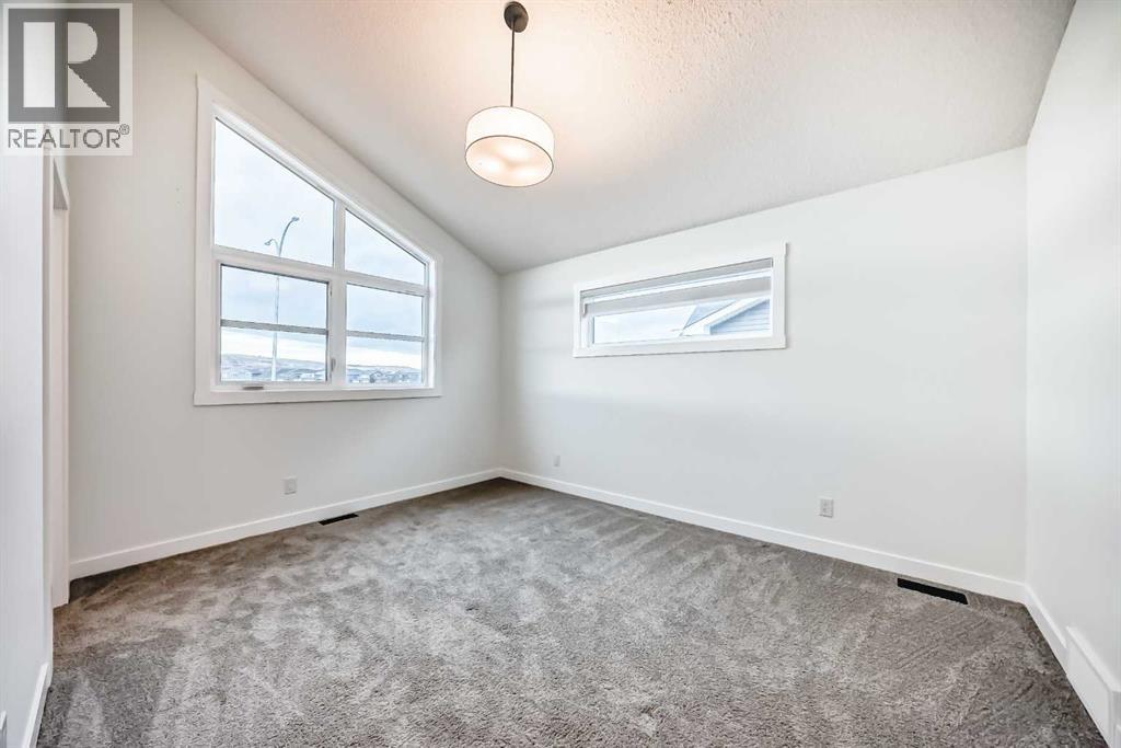 Single Family House for Sale in  Sheriff King Street SW Pine Creek Calgary 