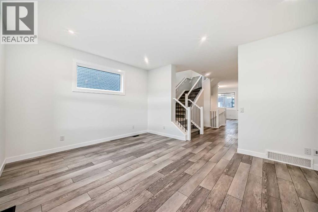 Single Family House for Sale in  Sheriff King Street SW Pine Creek Calgary 