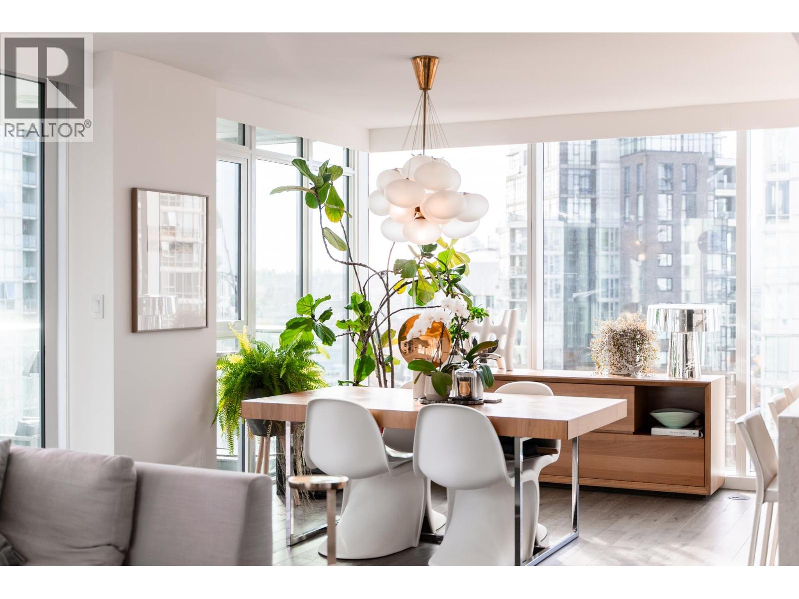 2502 499 PACIFIC STREET, Vancouver