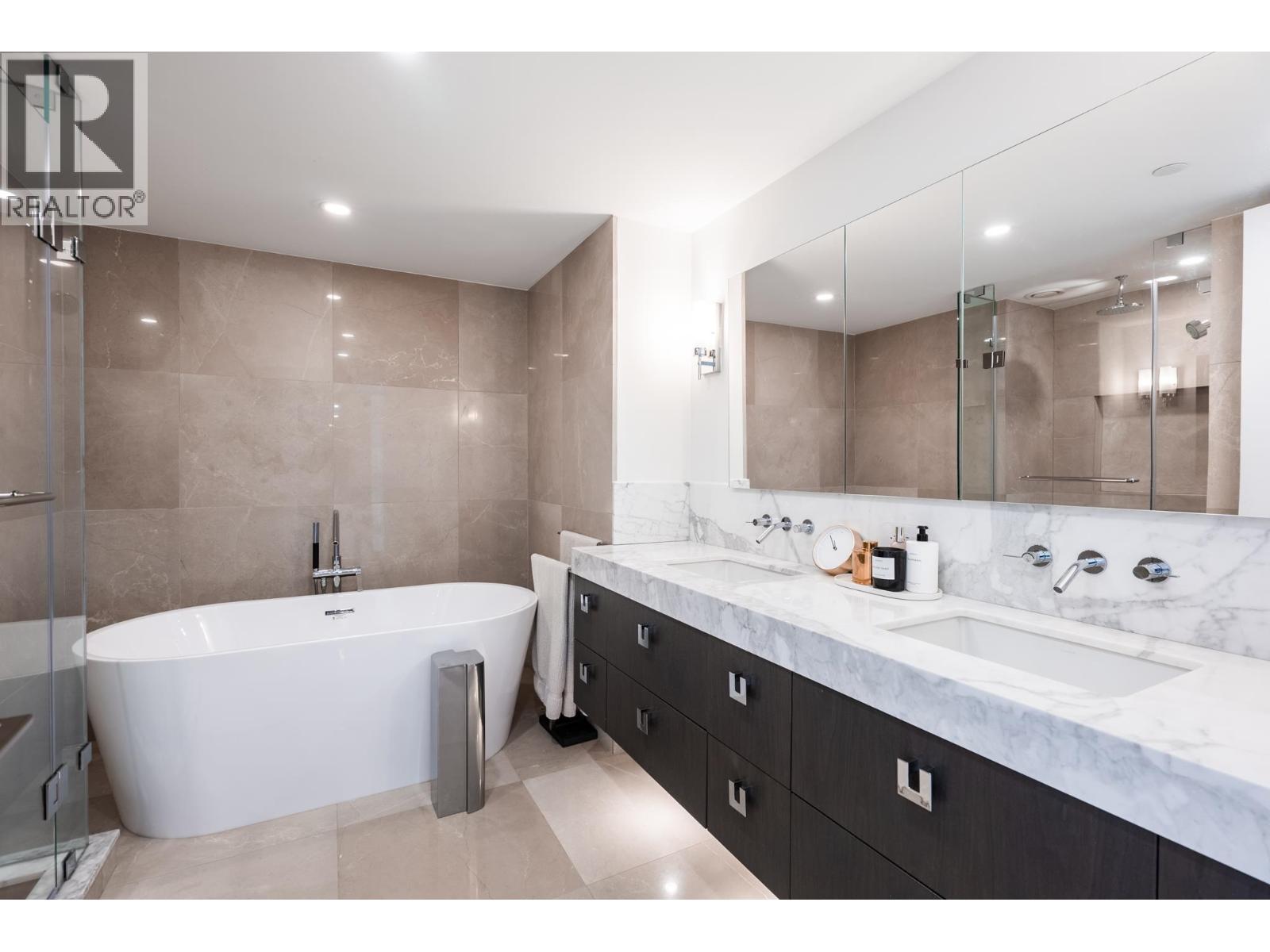 2502 499 PACIFIC STREET, Vancouver