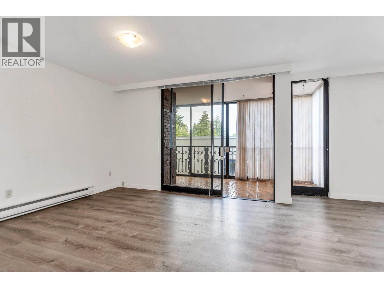 201 845 CHILCO STREET, Vancouver