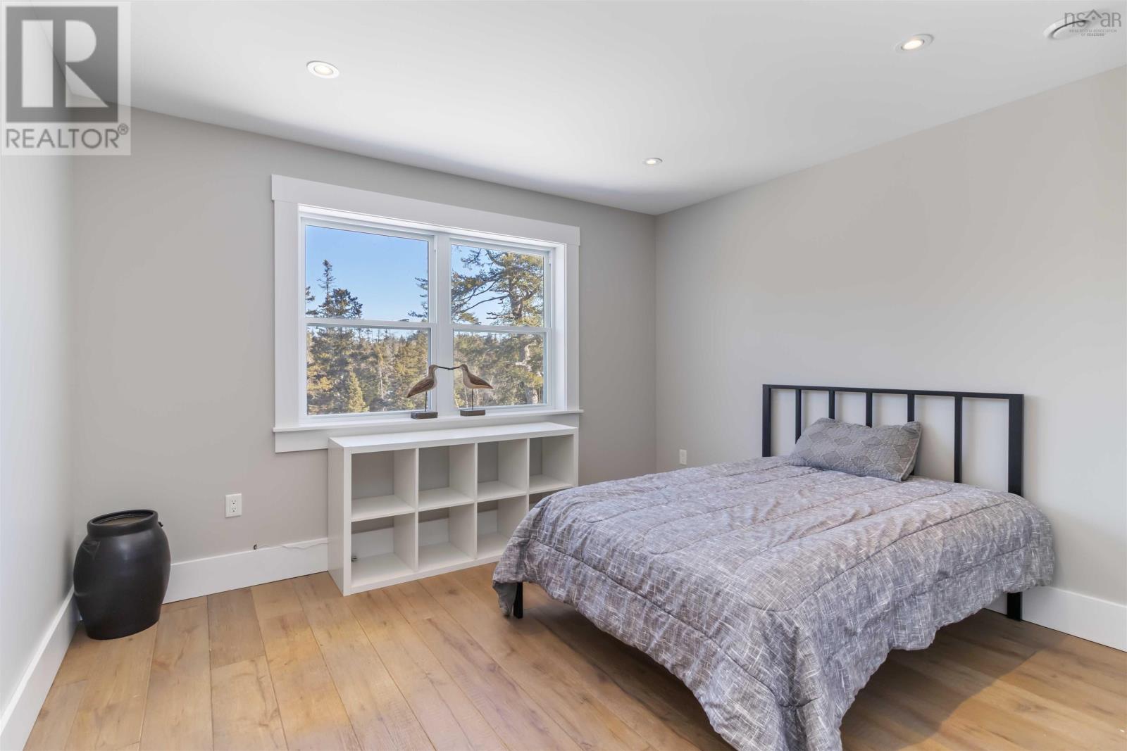 Property 31 of 49 of 25 White Pine Ridge