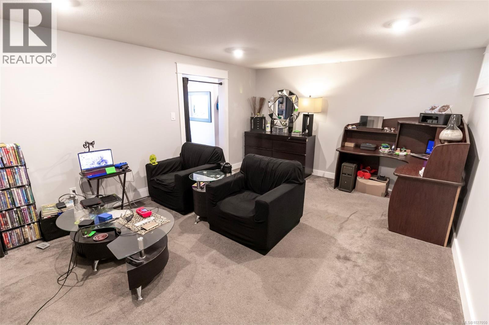 985 Malaspina Cres, Nanaimo