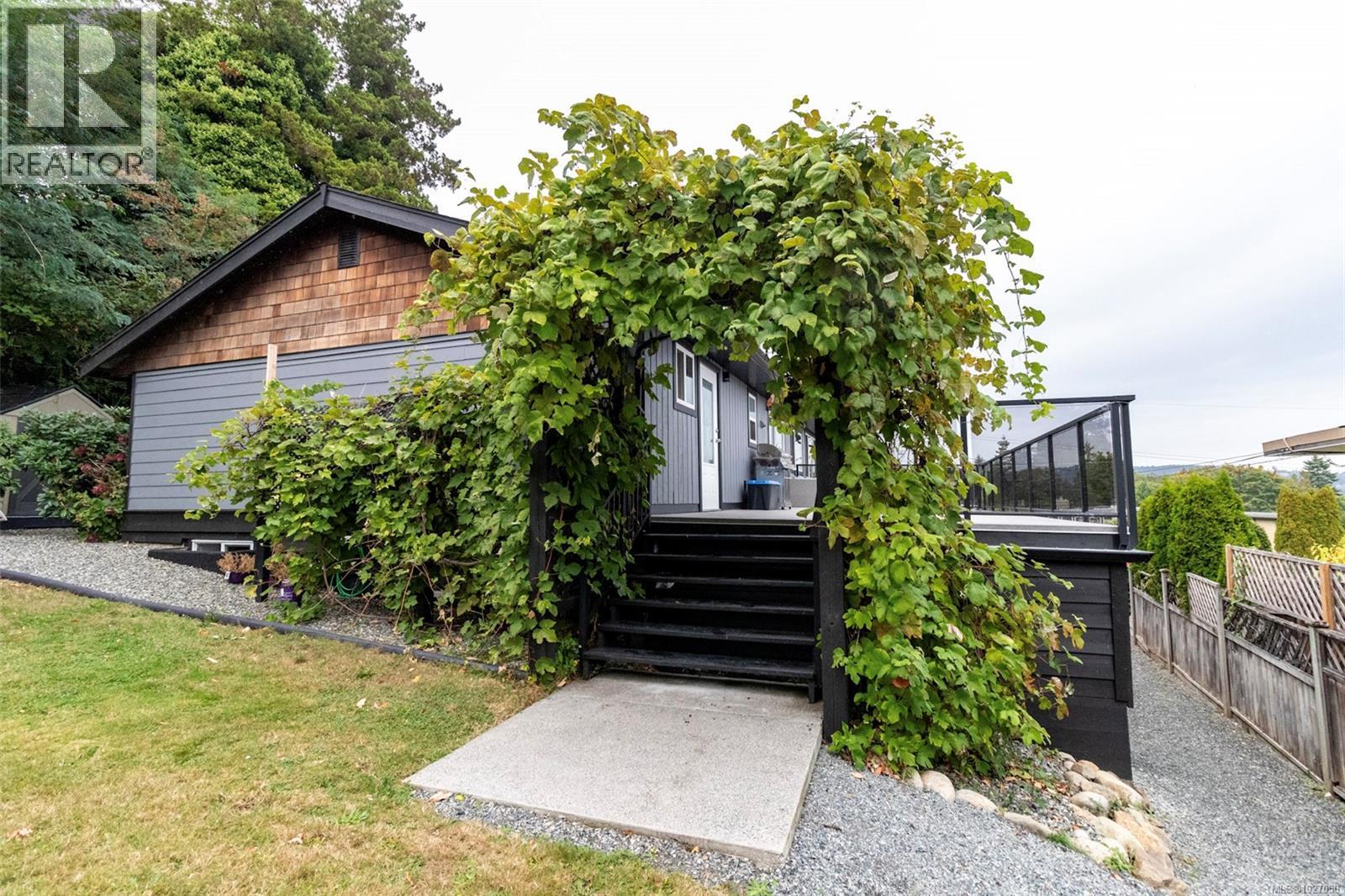 985 Malaspina Cres, Nanaimo