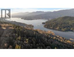 409 9232 University Crescent, Burnaby, BC V5A0A3 Photo 12