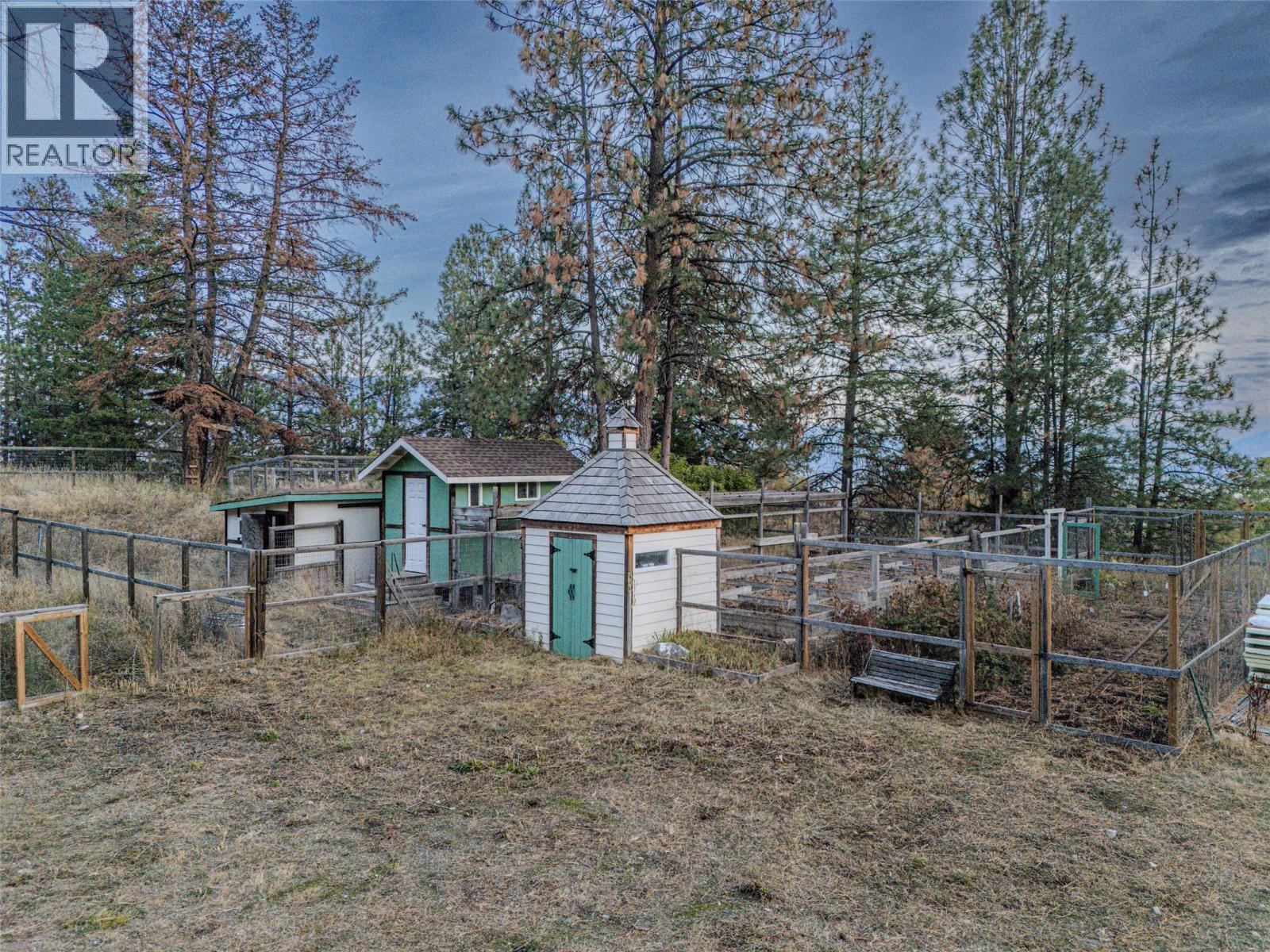 4976 Princeton Avenue, Peachland