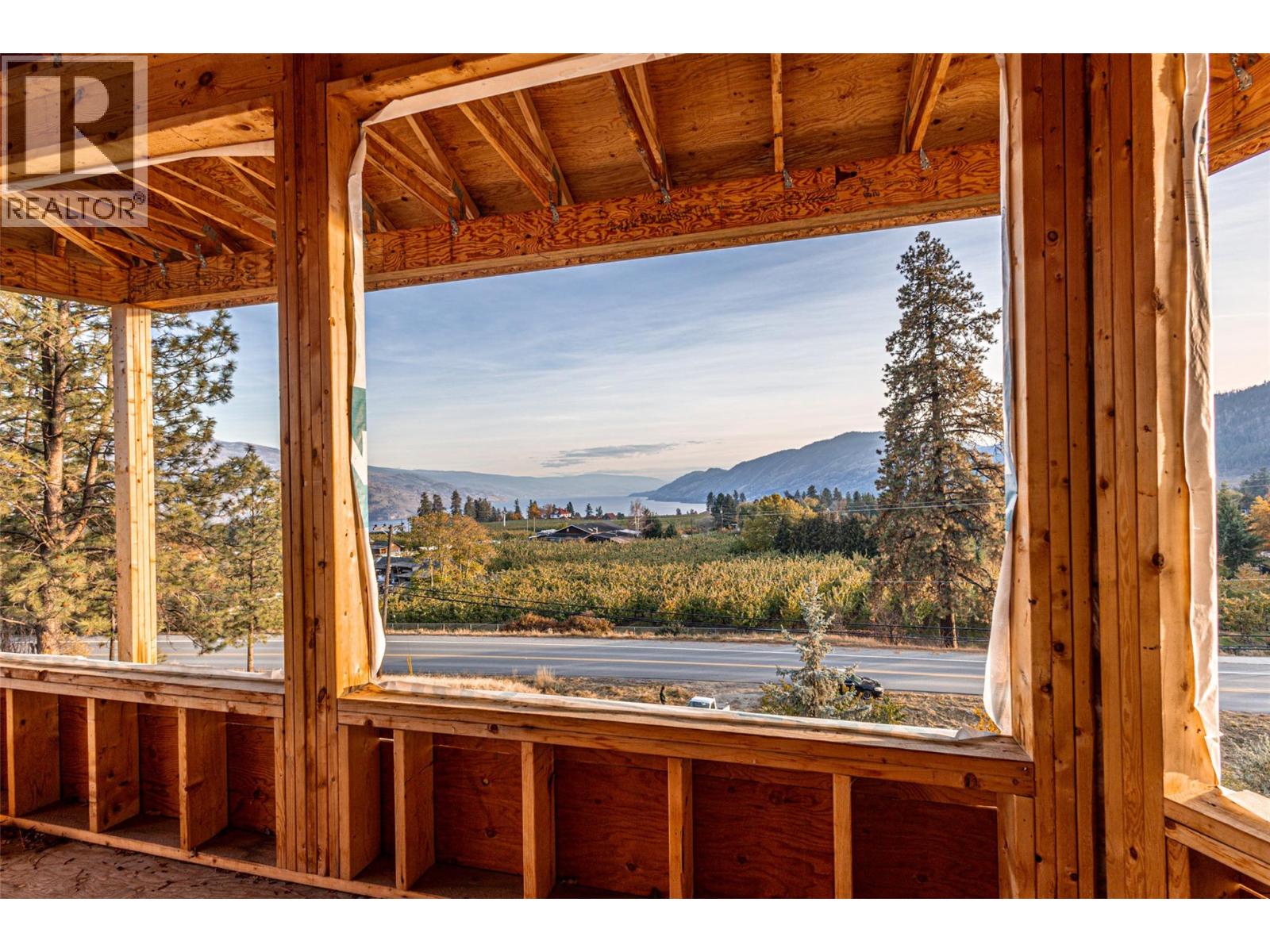 4976 Princeton Avenue, Peachland