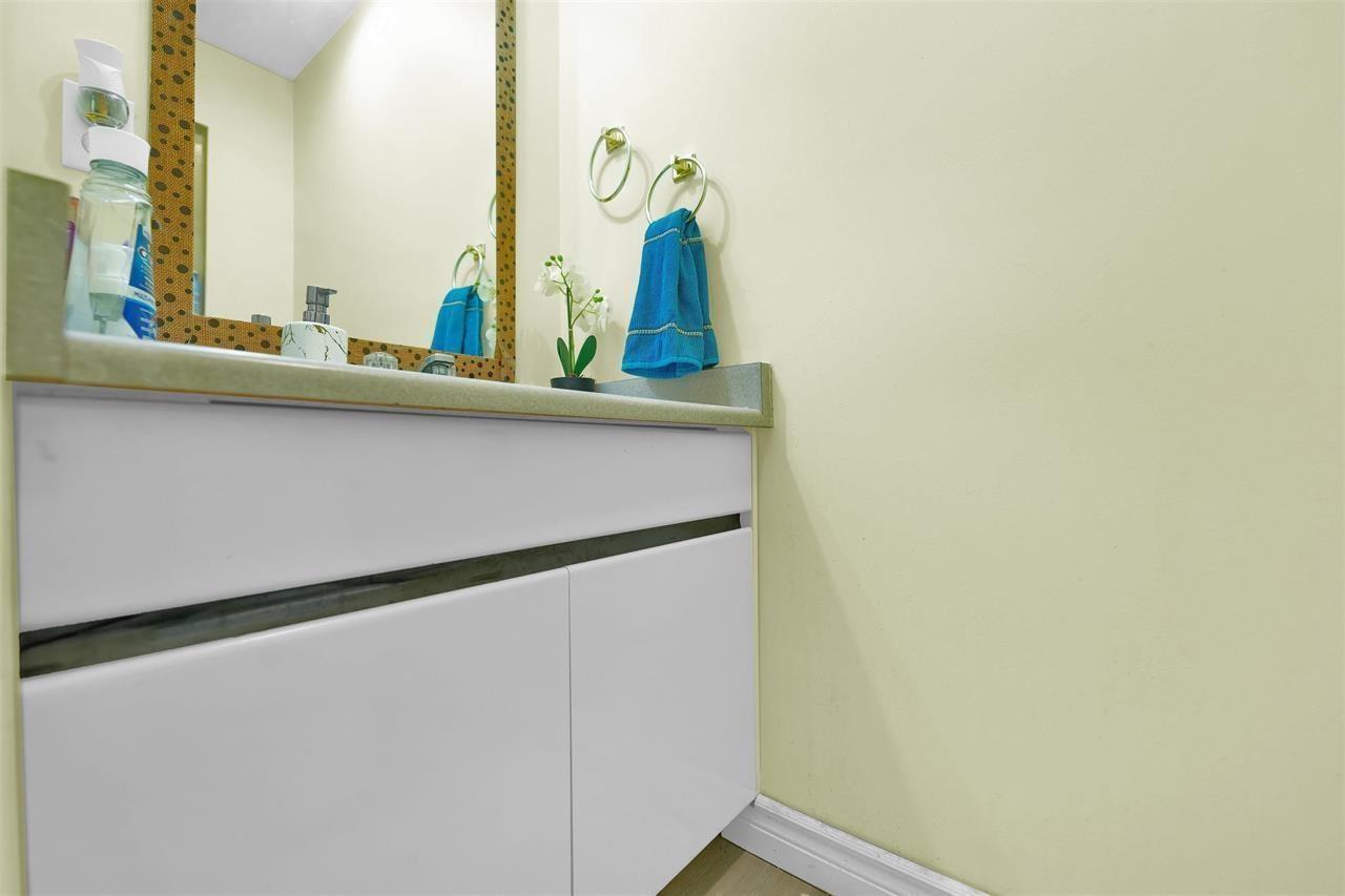 33 3075 TRETHEWEY STREET, Abbotsford