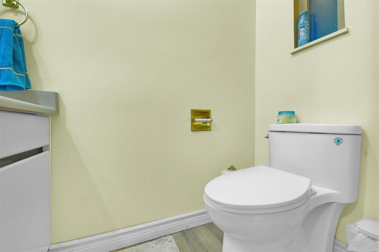 33 3075 TRETHEWEY STREET, Abbotsford