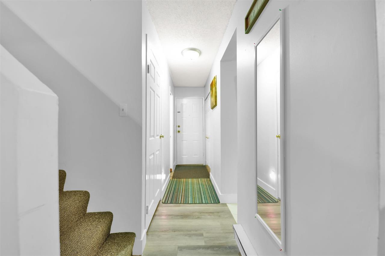 33 3075 TRETHEWEY STREET, Abbotsford