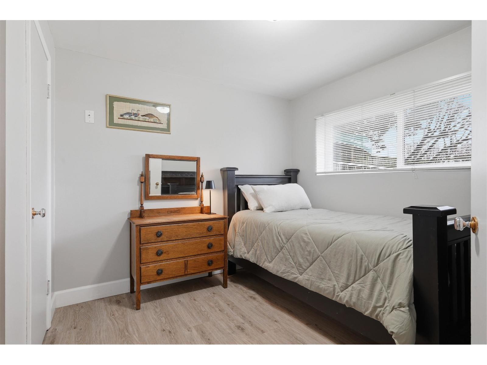 1350 FINLAY STREET, White Rock