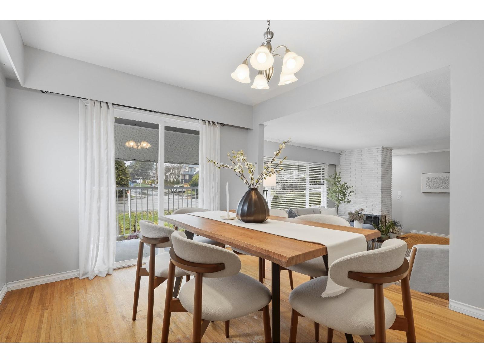 1350 FINLAY STREET, White Rock