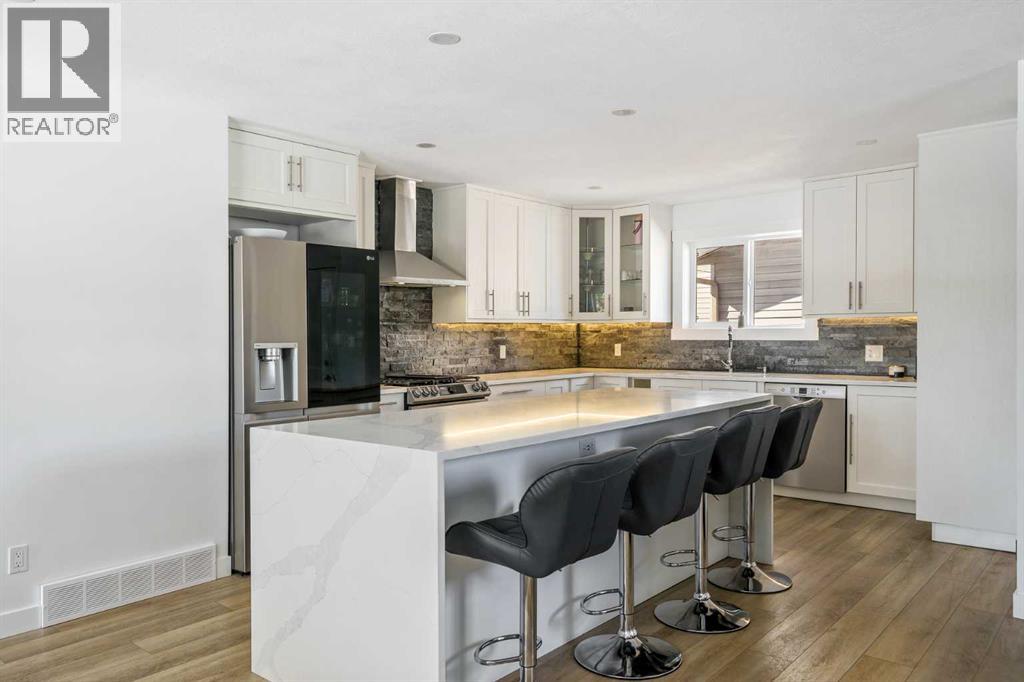 Single Family House Bungalow for Sale in  Silvercreek Close NW Silver Springs Calgary 