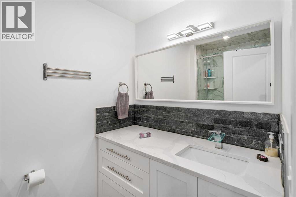 Single Family House Bungalow for Sale in  Silvercreek Close NW Silver Springs Calgary 