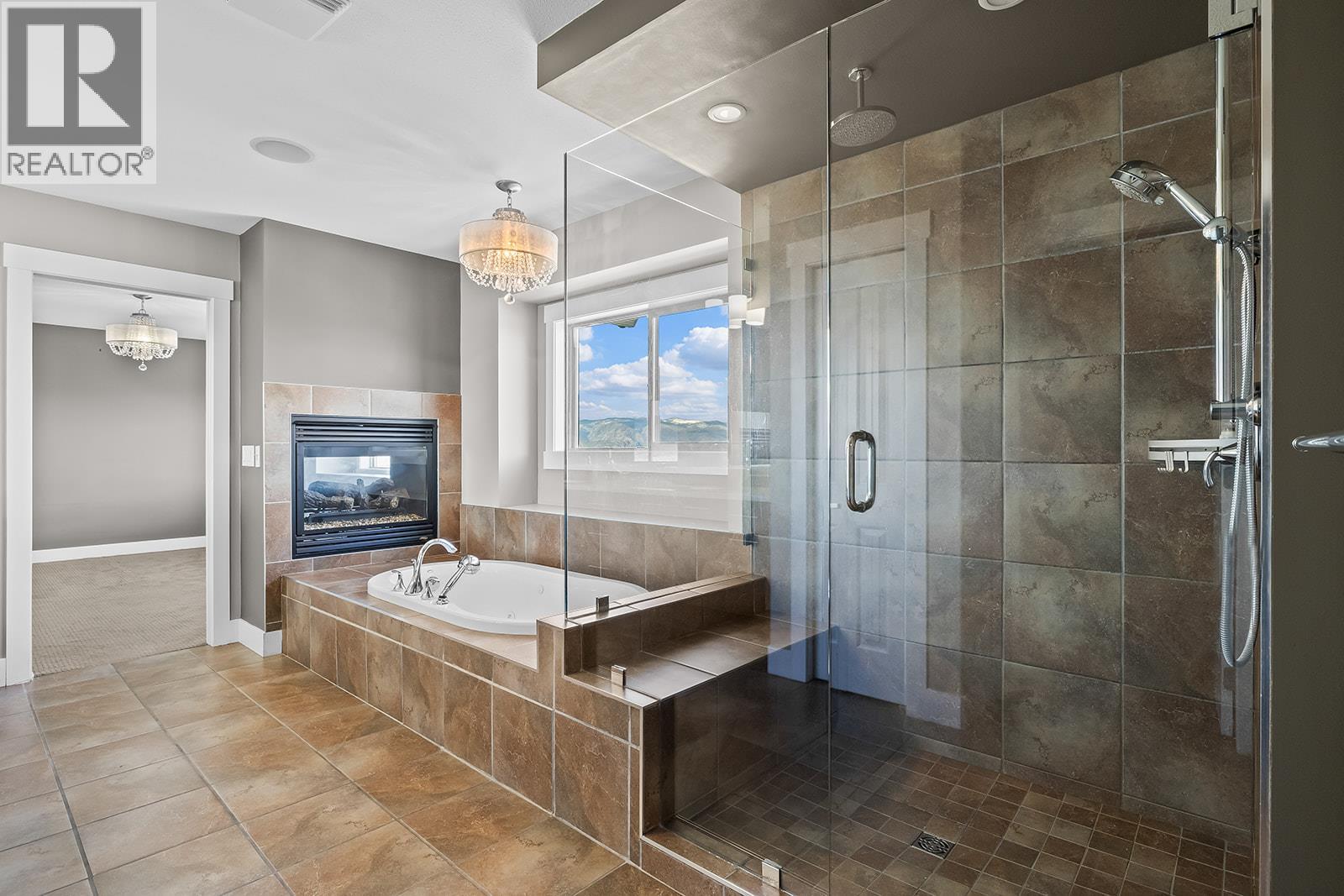 772 Kuipers Crescent, Kelowna