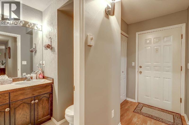 206 19241 FORD ROAD, Pitt Meadows