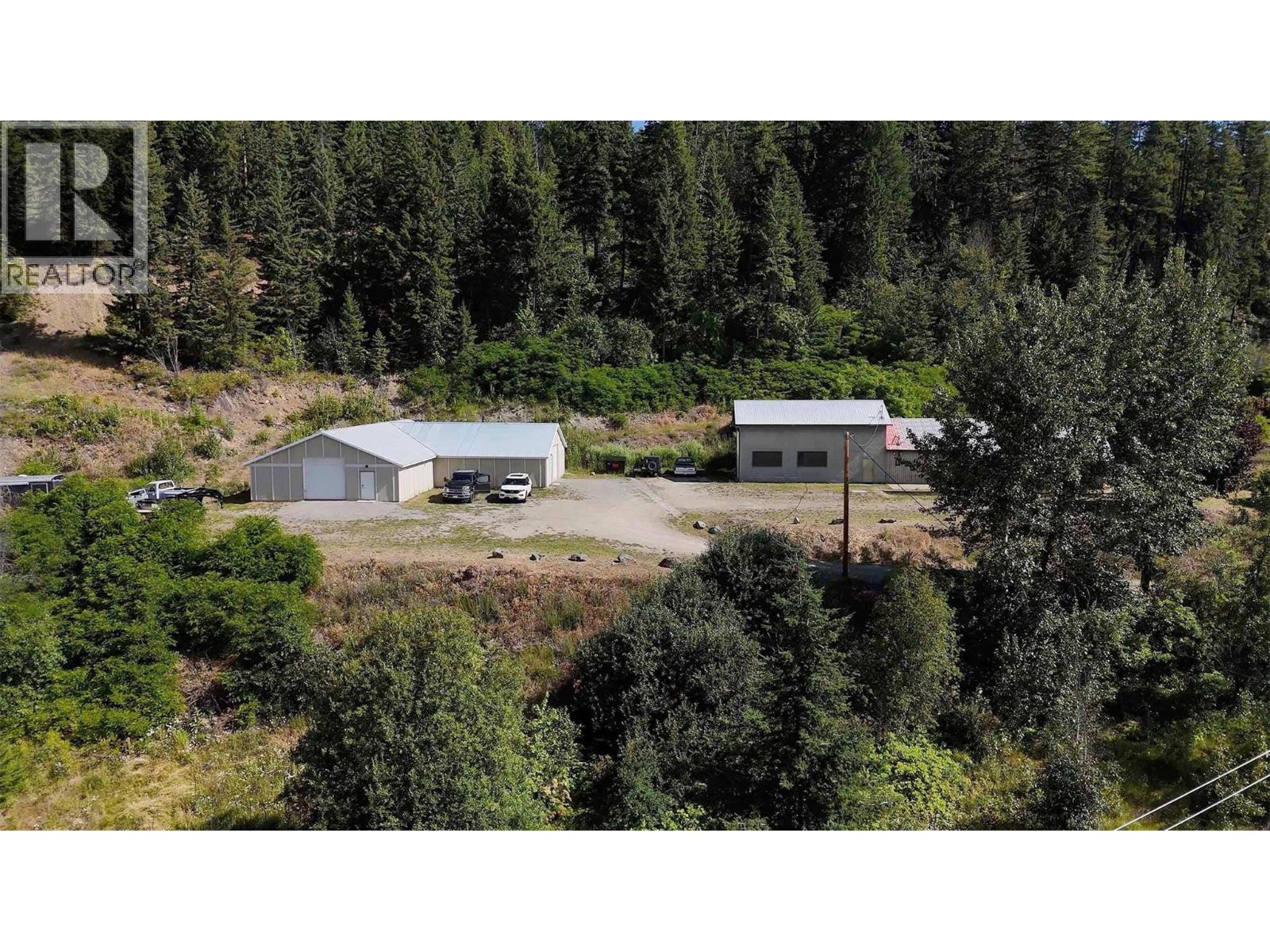 5795 Squilax-Anglemont Road - 5