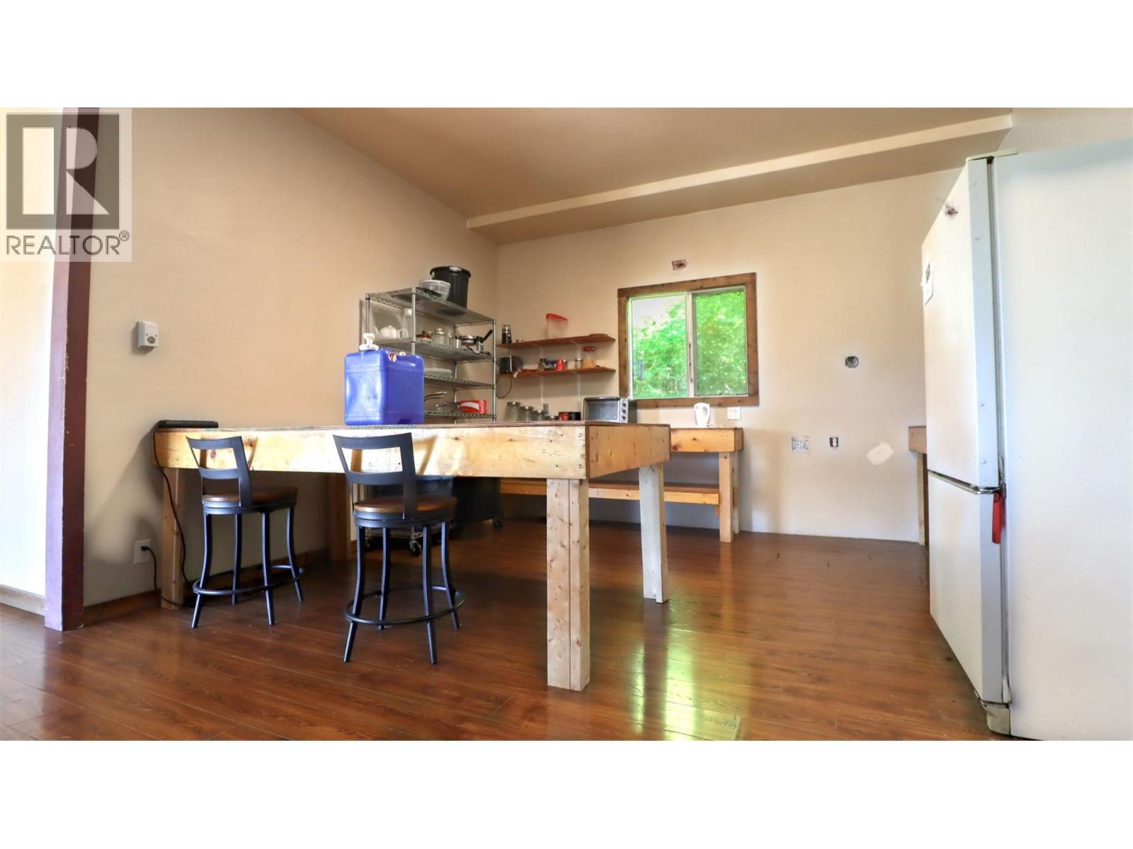 5795 Squilax-Anglemont Road - 20