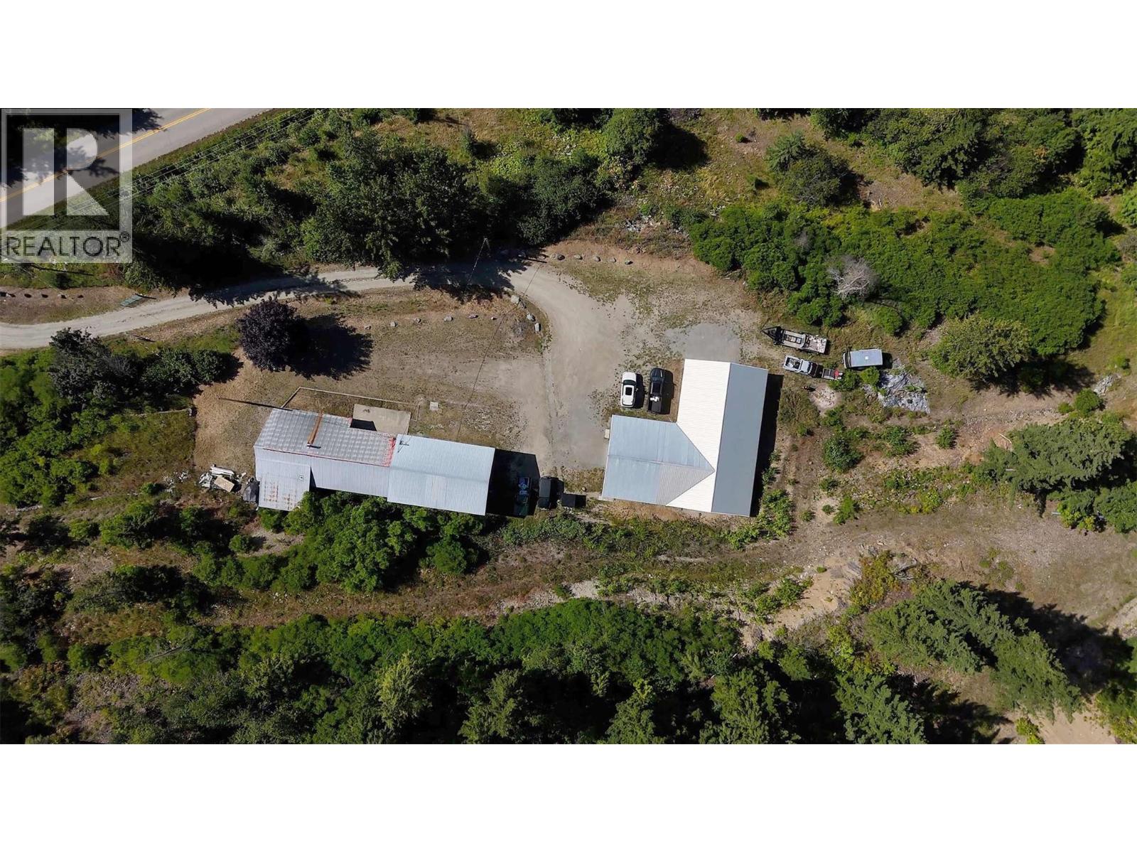 5795 Squilax-Anglemont Road - 4