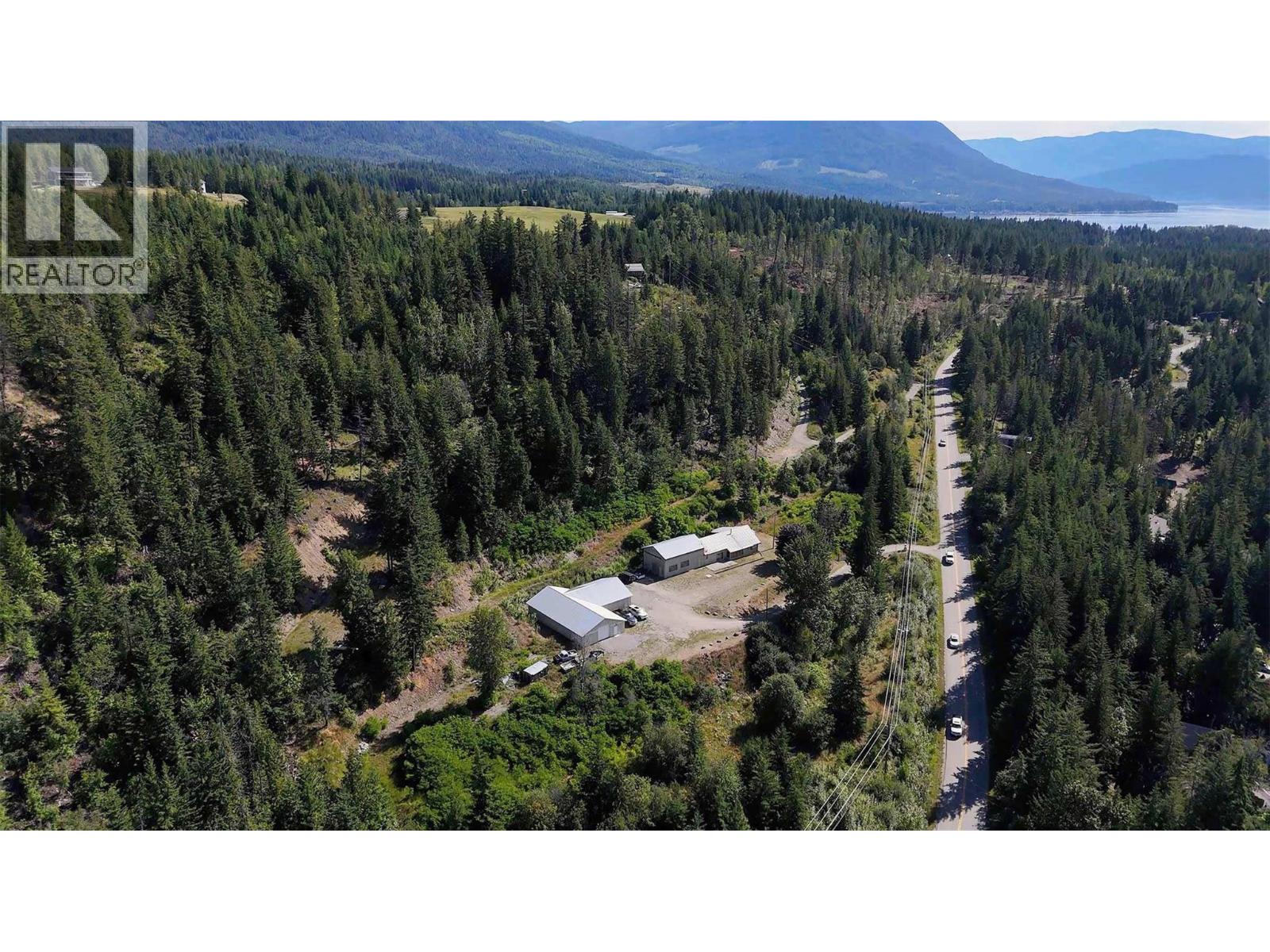 5795 Squilax-Anglemont Road - 8