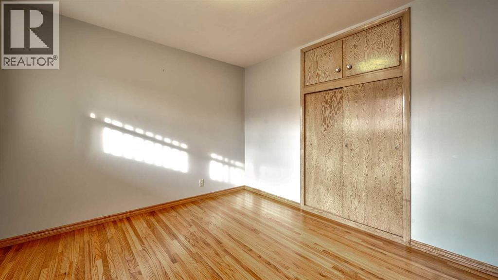 Single Family House Bungalow for Sale in  Marlowe Place NE Winston Heights/Mountview Calgary 