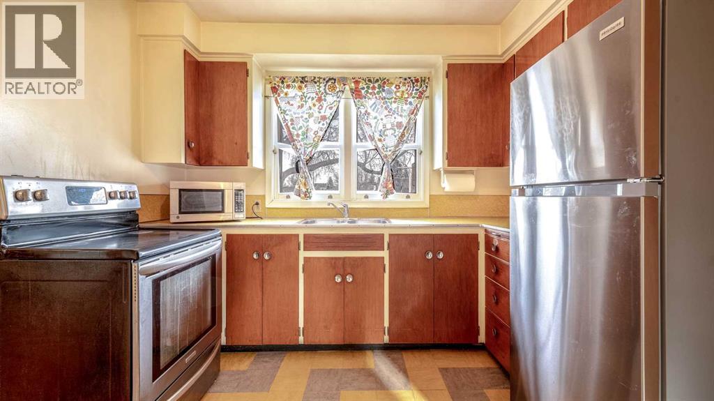 Single Family House Bungalow for Sale in  Marlowe Place NE Winston Heights/Mountview Calgary 