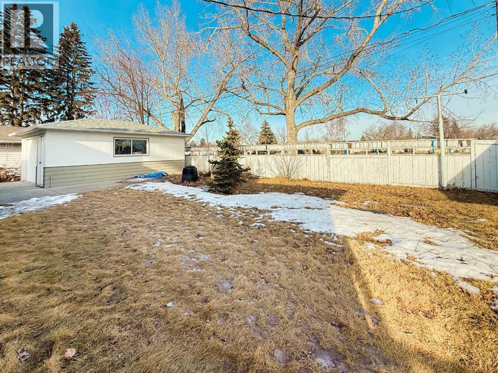 Single Family House Bungalow for Sale in  Marlowe Place NE Winston Heights/Mountview Calgary 