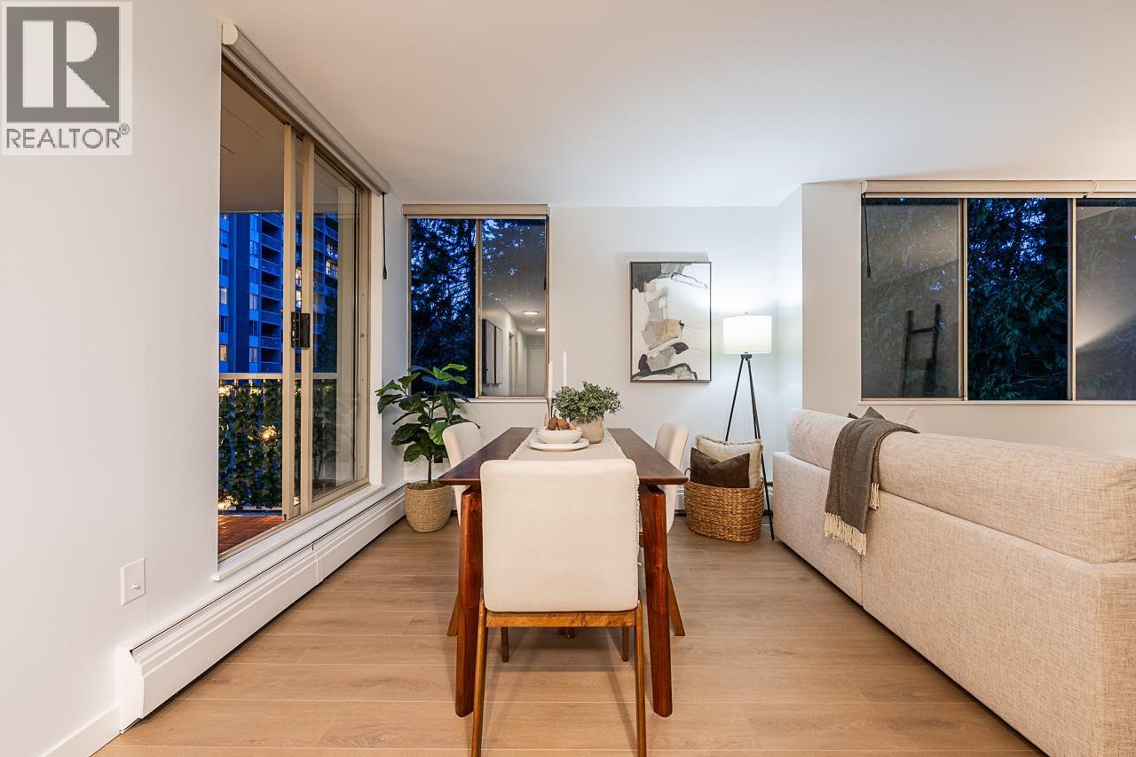 608 2004 FULLERTON AVENUE, North Vancouver