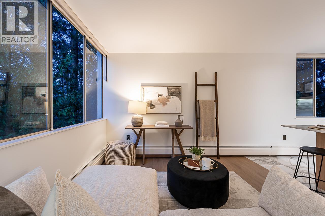 608 2004 FULLERTON AVENUE, North Vancouver