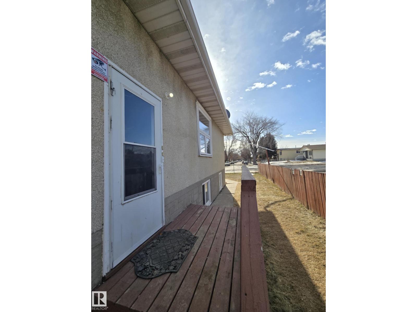 6422 132 AV NW, Edmonton, Alberta