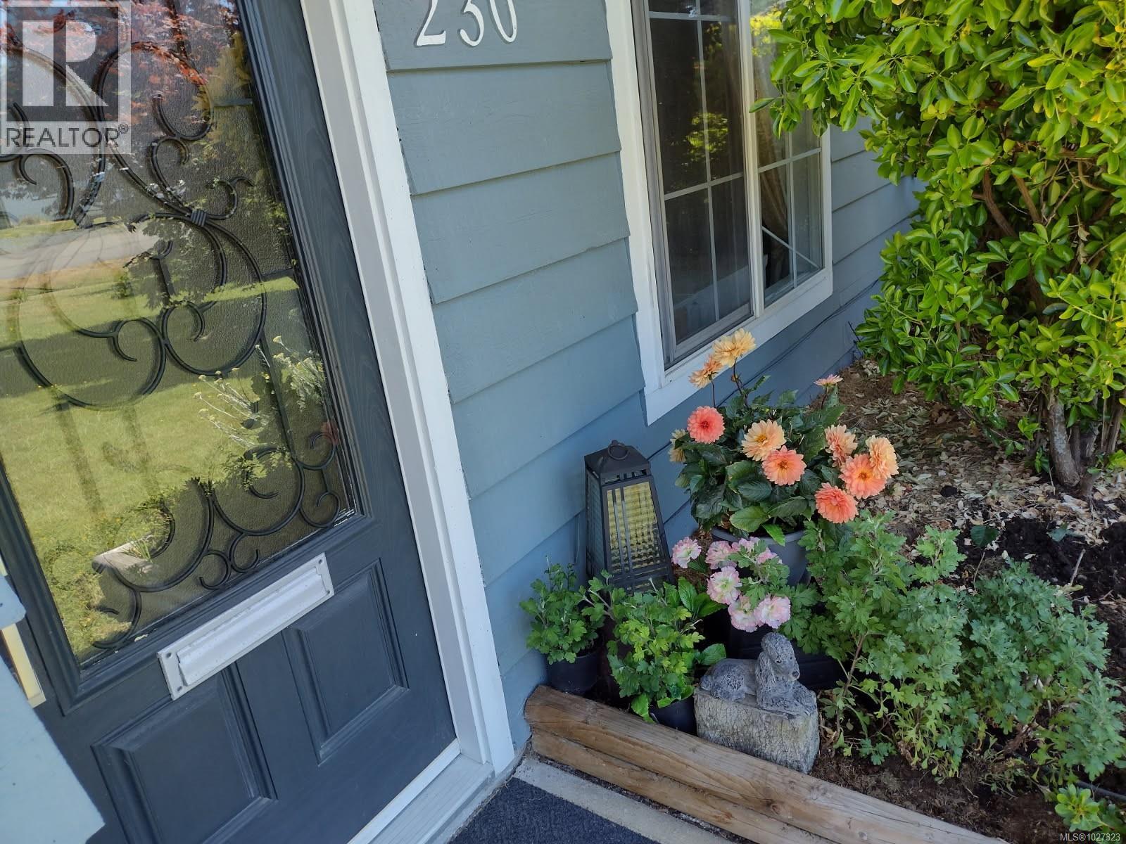 230 Evergreen St, Parksville