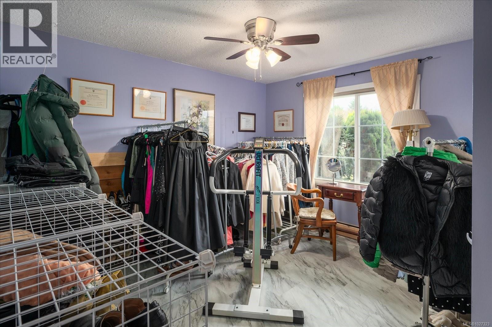 230 Evergreen St, Parksville