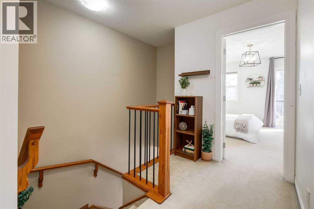 Single Family House for Sale in    Avenue NE Renfrew Calgary 