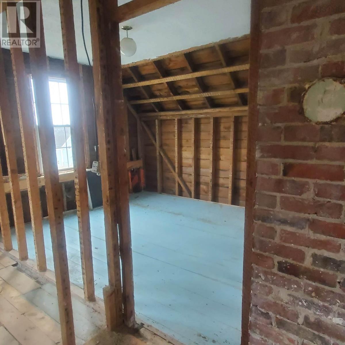 Property 14 of 22 of 7 Centennial Street