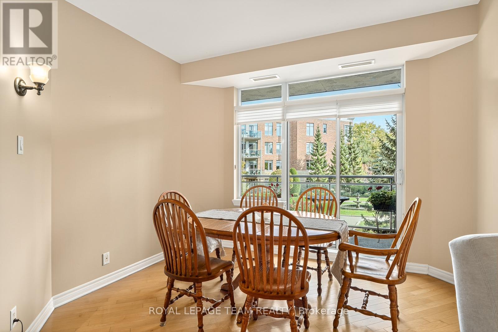 #230 205 BOLTON STREET - 14
