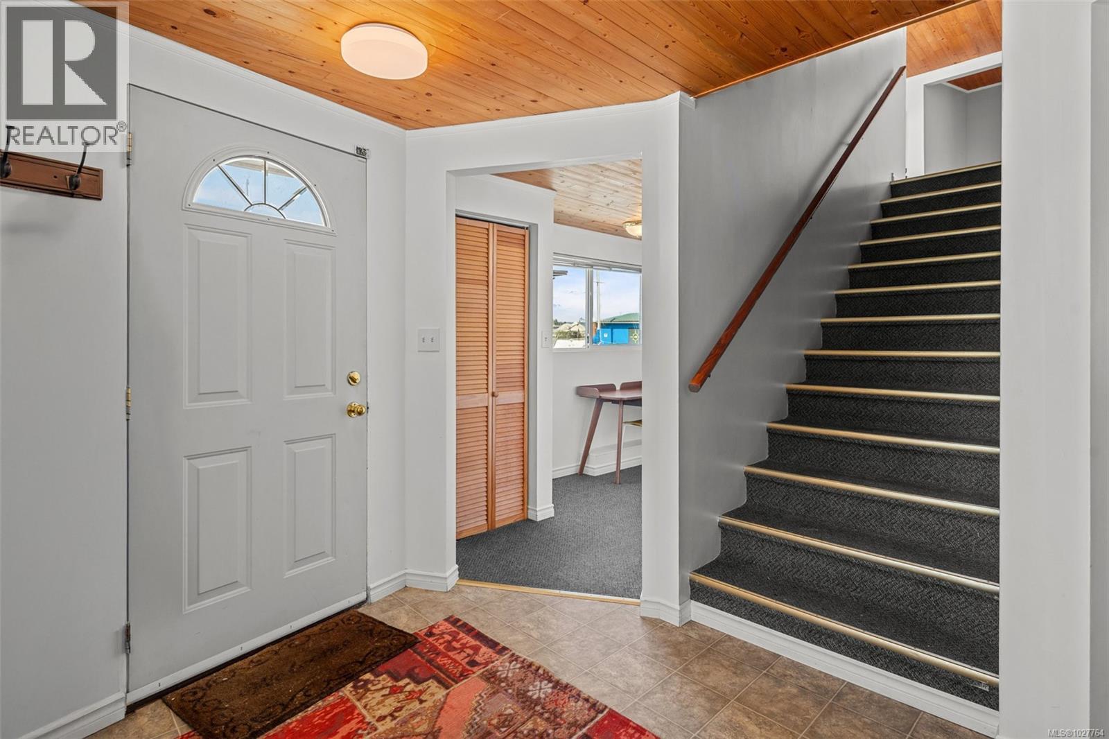 14 1810B Store St, Victoria