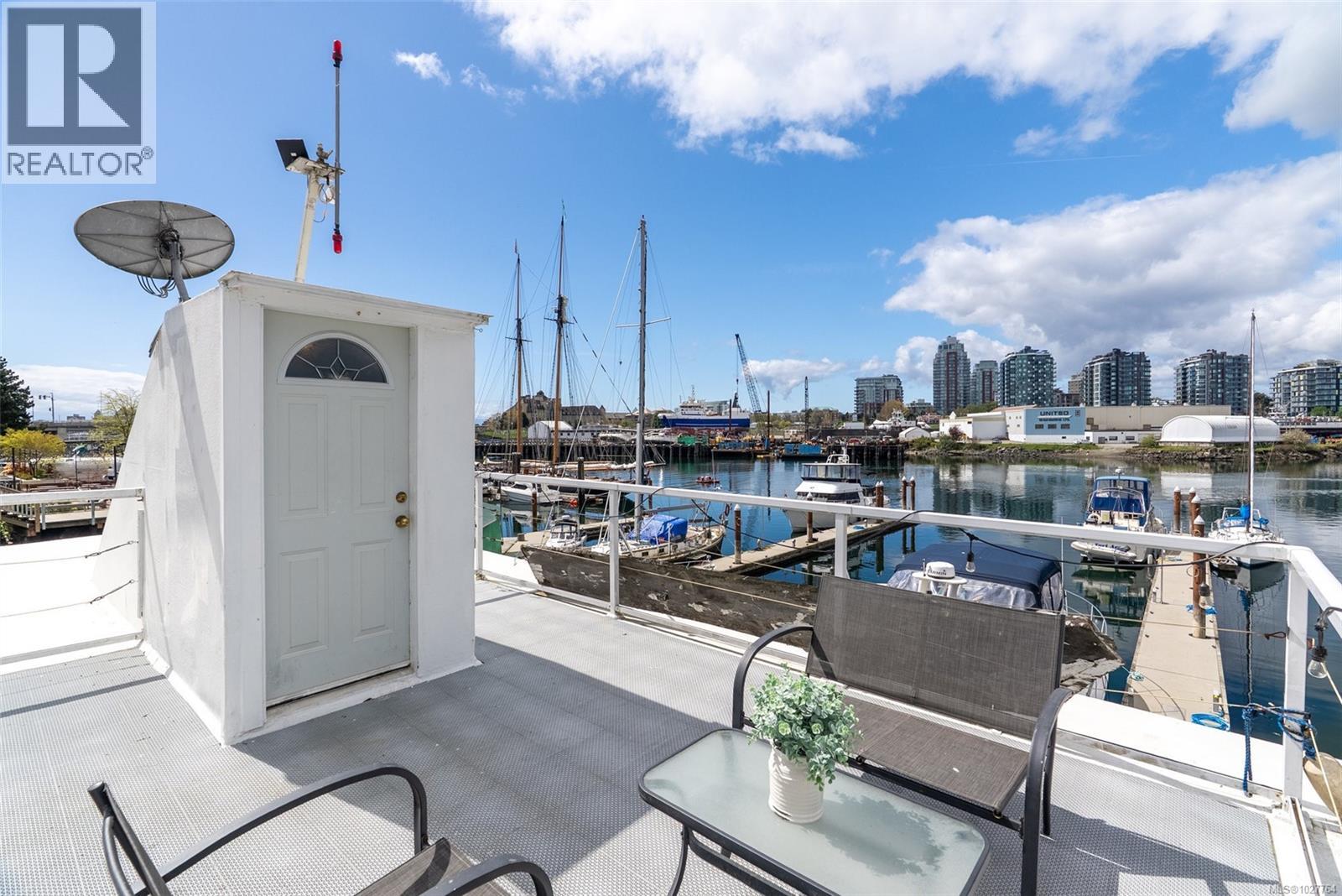 14 1810B Store St, Victoria