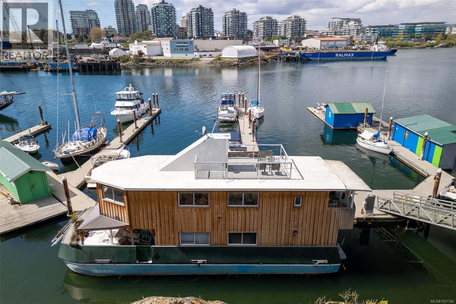 14 1810B Store St, Victoria