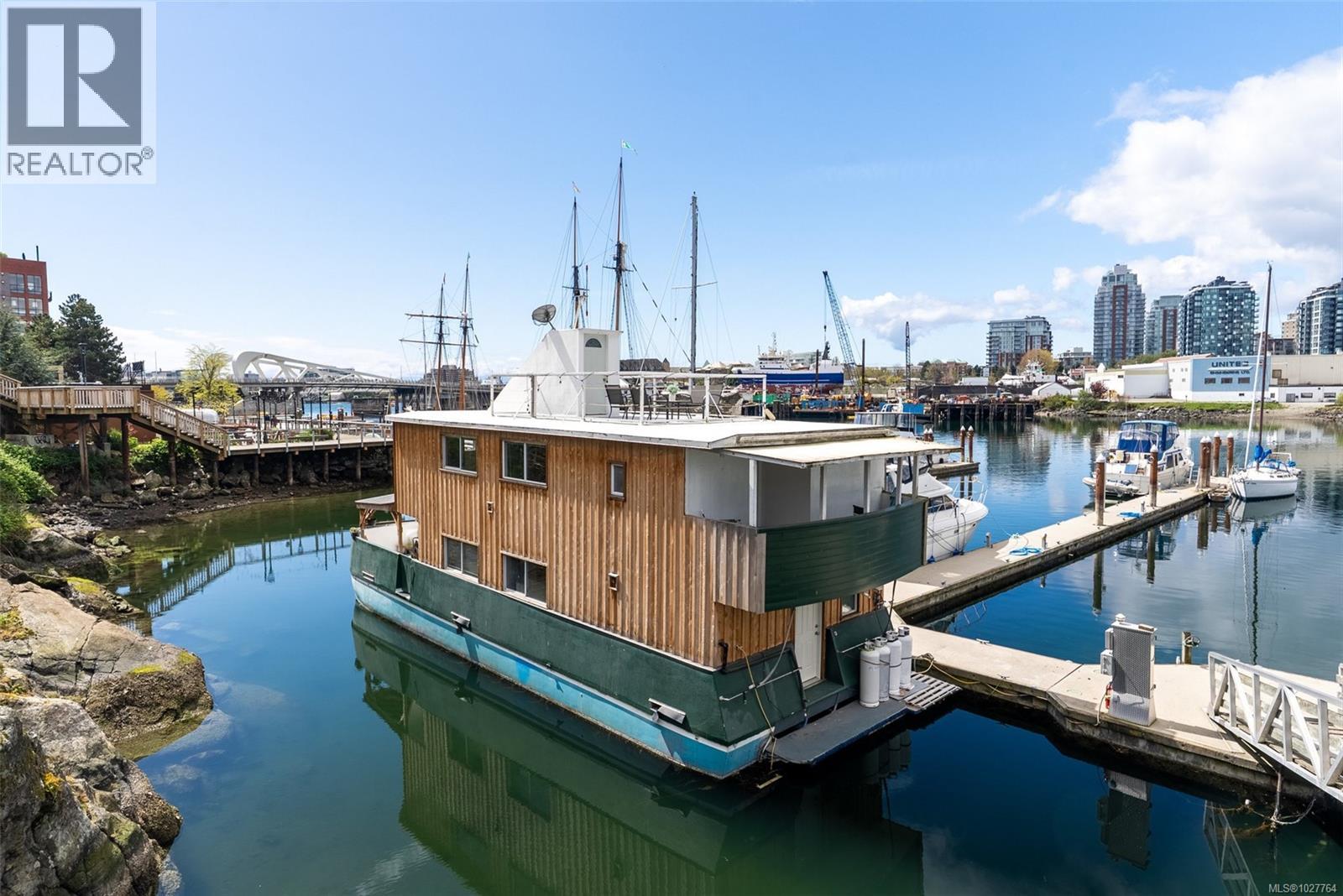 14 1810B Store St, Victoria