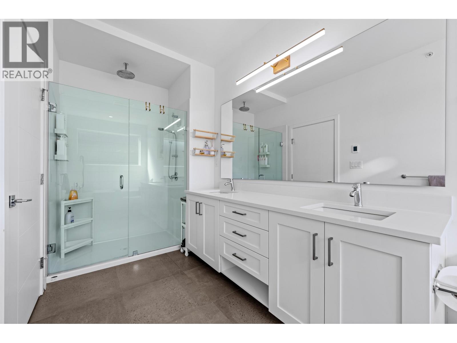 39212 CARDINAL DRIVE, Squamish