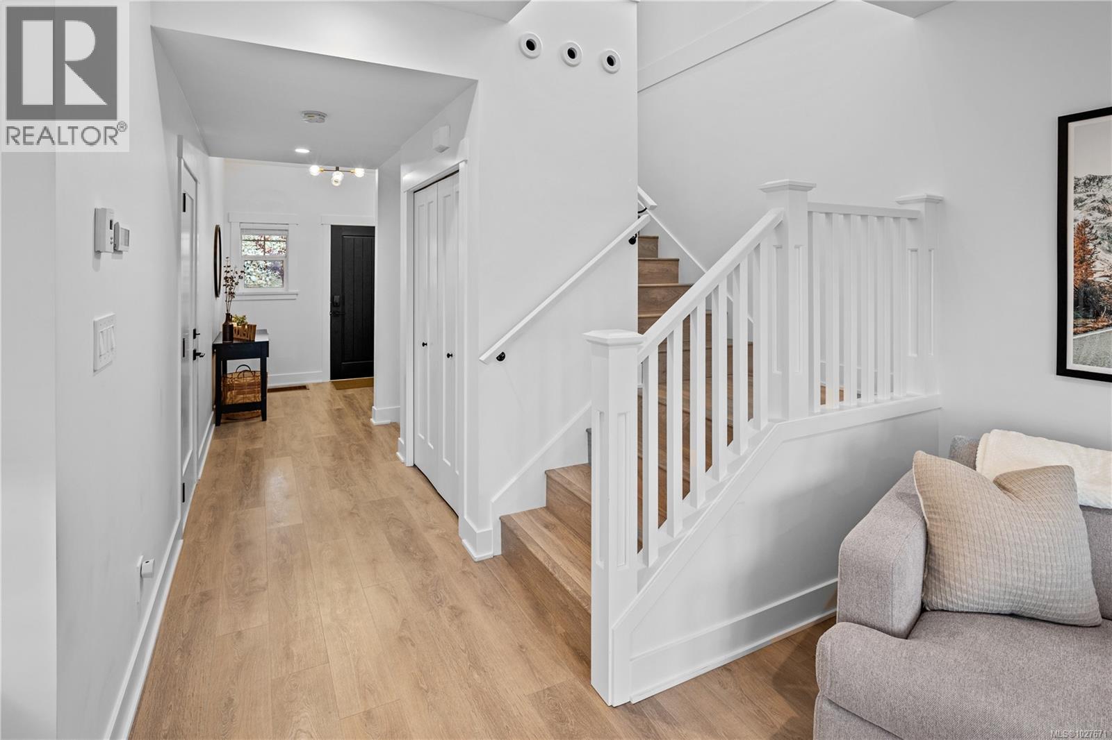  1367 Flint Avenue, Langford