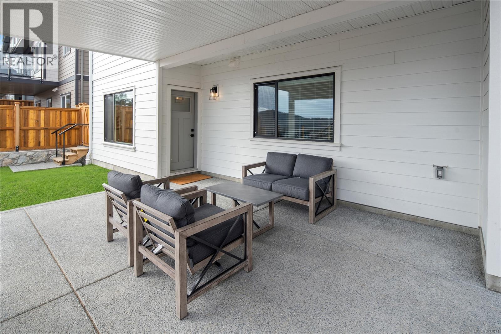  1367 Flint Avenue, Langford