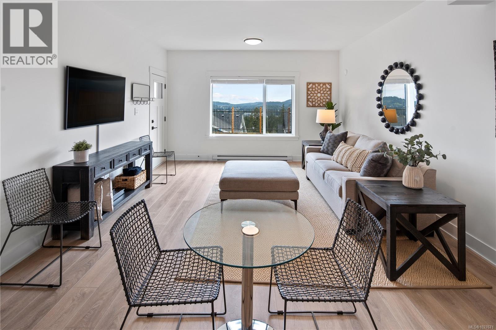  1367 Flint Avenue, Langford