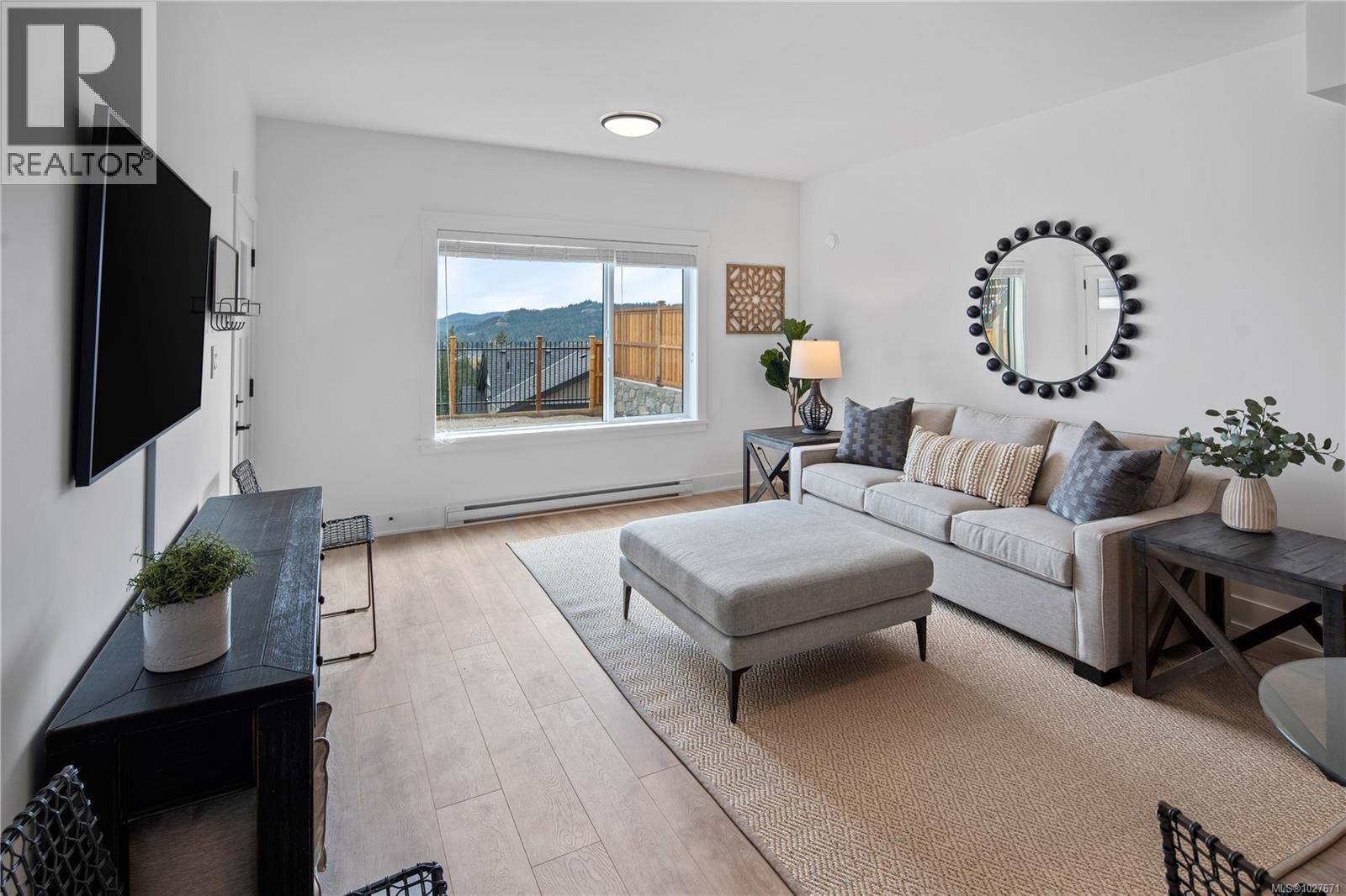  1367 Flint Avenue, Langford