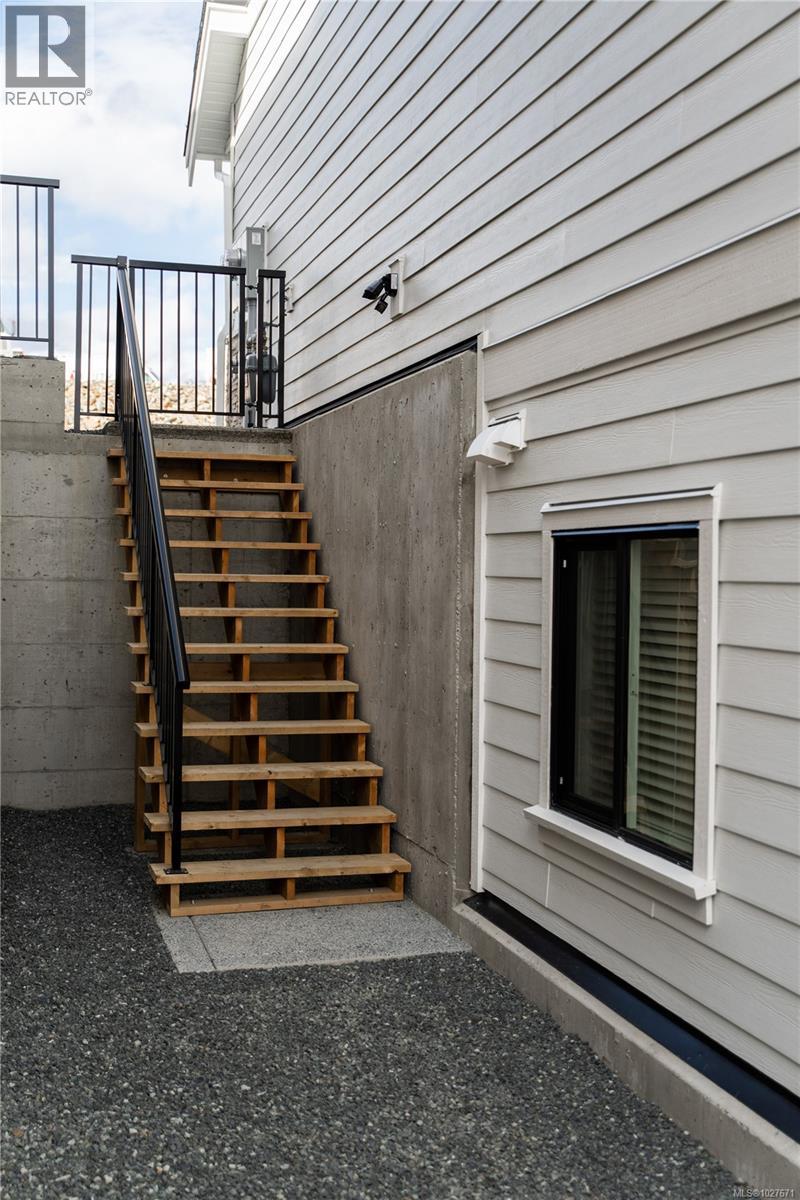  1367 Flint Avenue, Langford