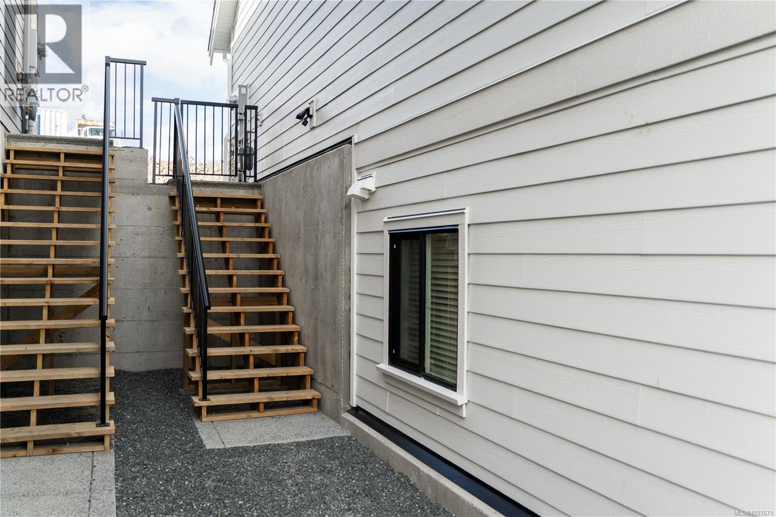  1367 Flint Avenue, Langford