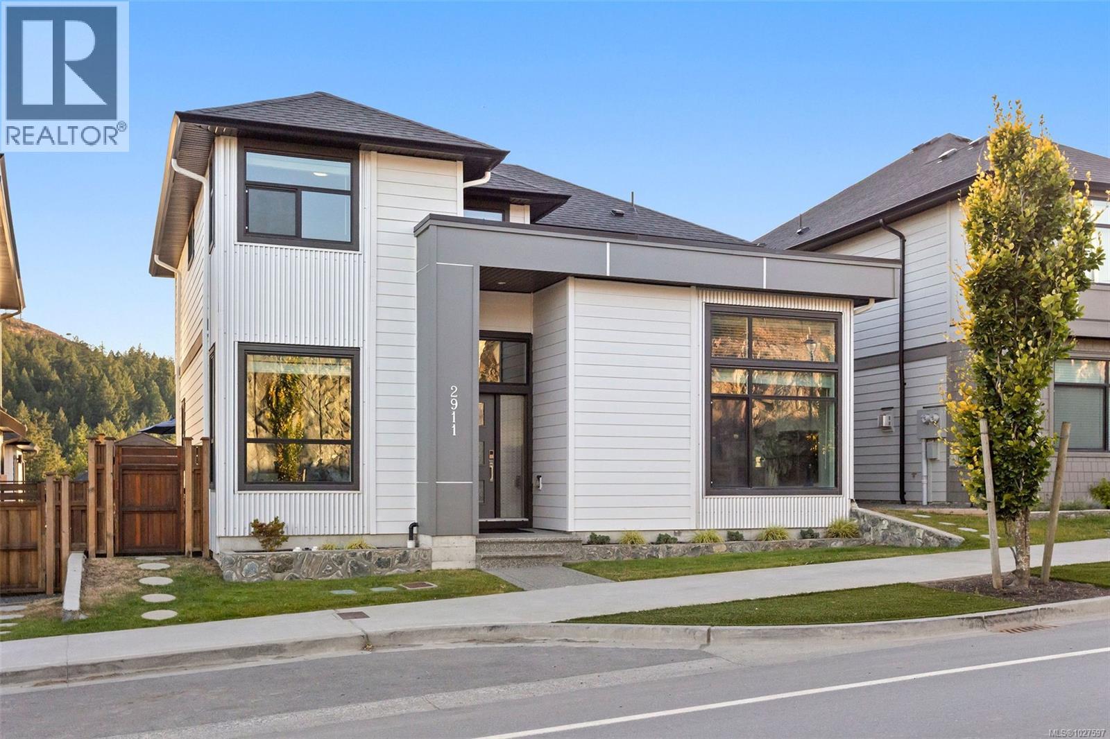  2911 Constellation Avenue, Langford